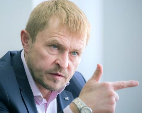 Александр Калинин уверен, что Владимир Якушев добьётся позитивных изменений в строительном секторе и сфере ЖКХ