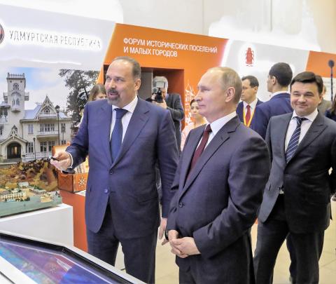 Владимир Путин принял решение выделить на благоустройство малых городов и исторических поселений 5 миллиардов рублей