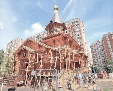 Владимир Ресин: Завершается строительство деревянного храма в Ховрино