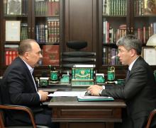 Михаил Мень и Алексей Цыденов обсудили ход реализации программ Минстроя России в Республике Бурятия